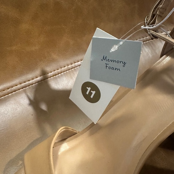 Women’s Shelly Heels-A New Day-Tan - Picture 5 of 7